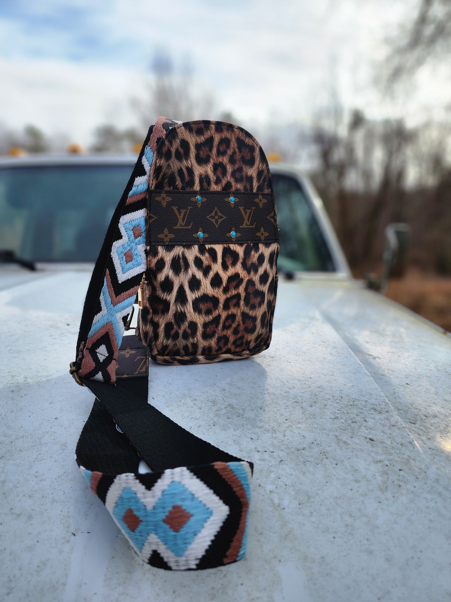 Rucksack mit Gepardenmuster