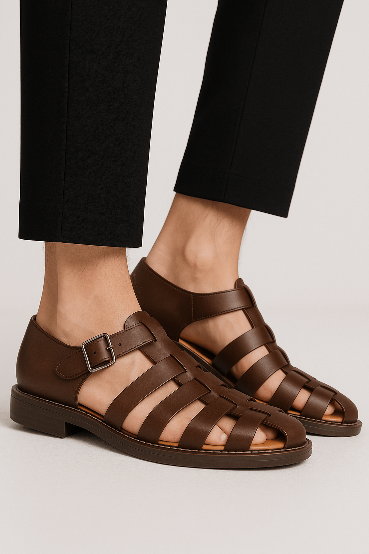 Clark | Herren Sandalen mit geschlossenem Zehenbereich und Schnalle