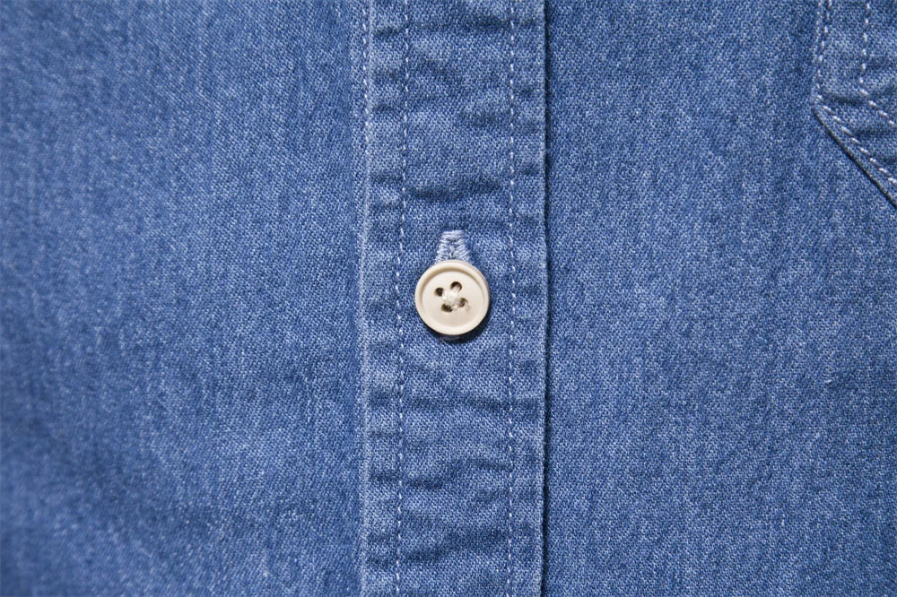 Hunter | Hellblaues Jeanshemd für Herren mit Knopfleiste