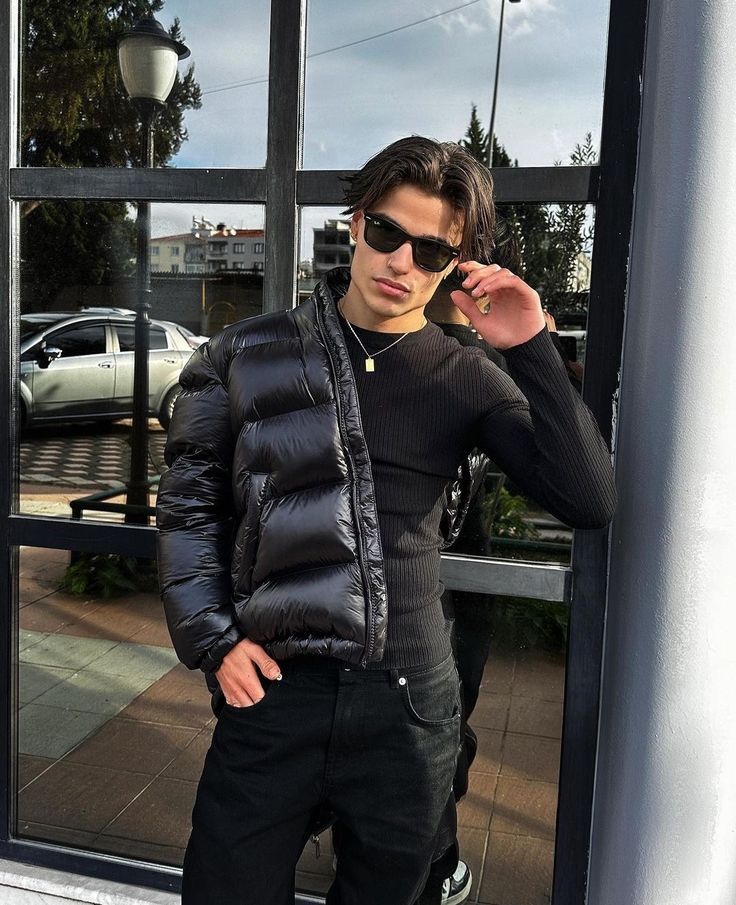 Dallas | Stylische glänzende Herren-Steppjacke mit Kapuze