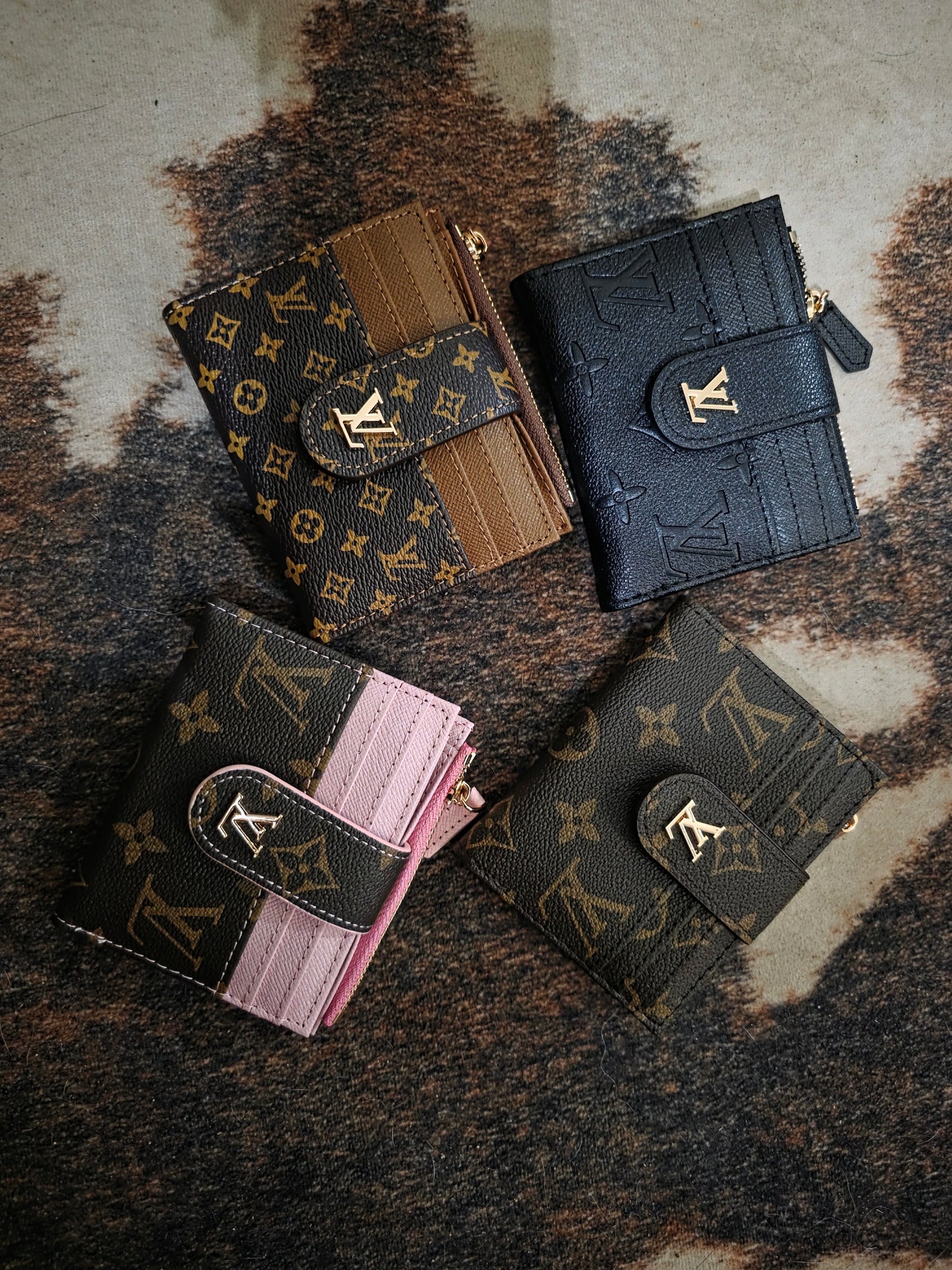 Girly Wallet Preorder item please read carefully