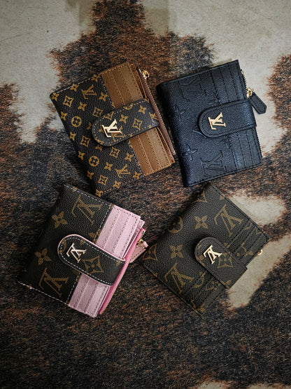 Girly Wallet Preorder item please read carefully