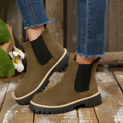 Women's Chelsea Boots – Chunky Lug Sole Ankle Boots with Elastic Side Panels