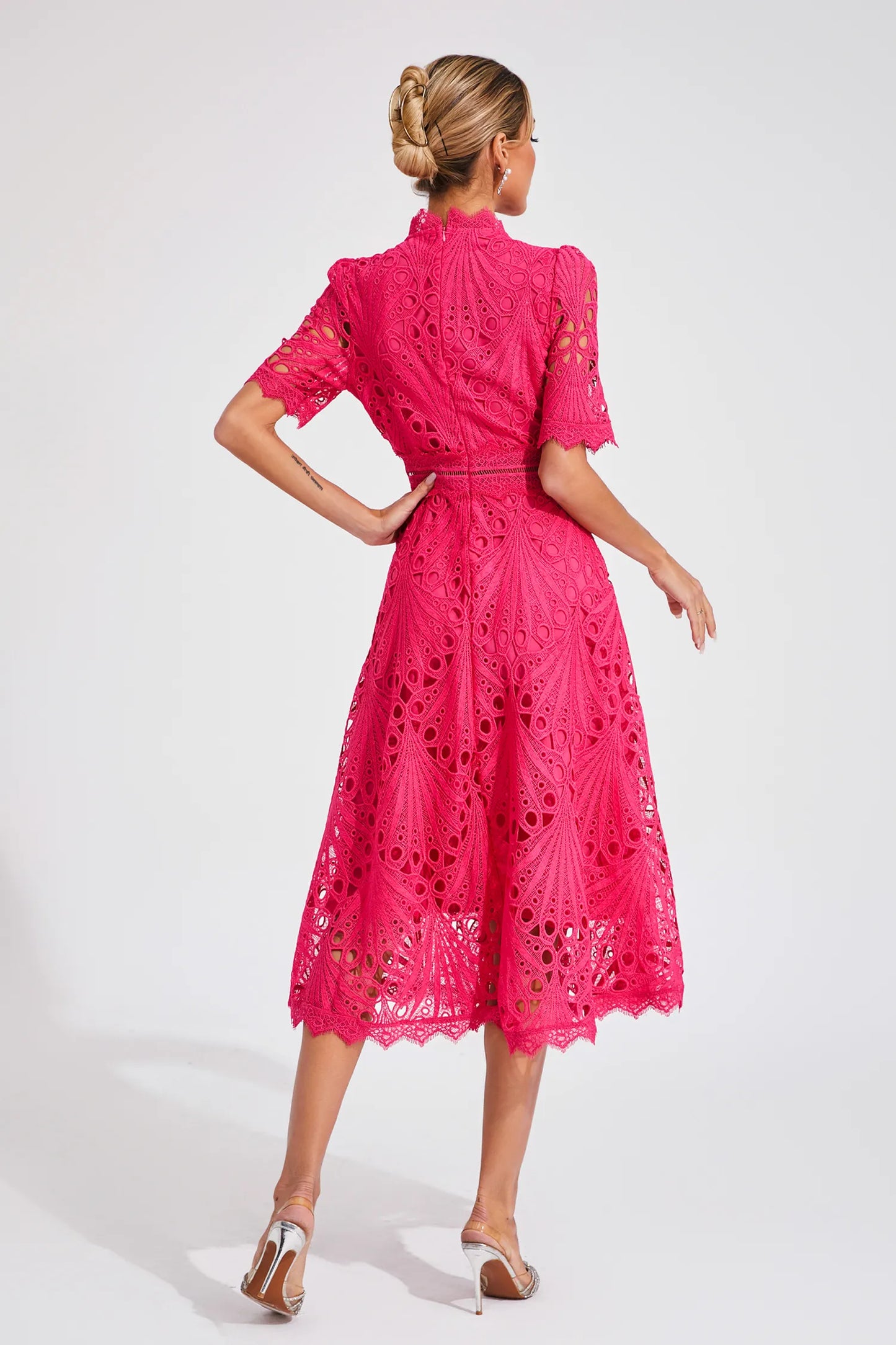 Willow | Women’s Chic Lace Midi Dress