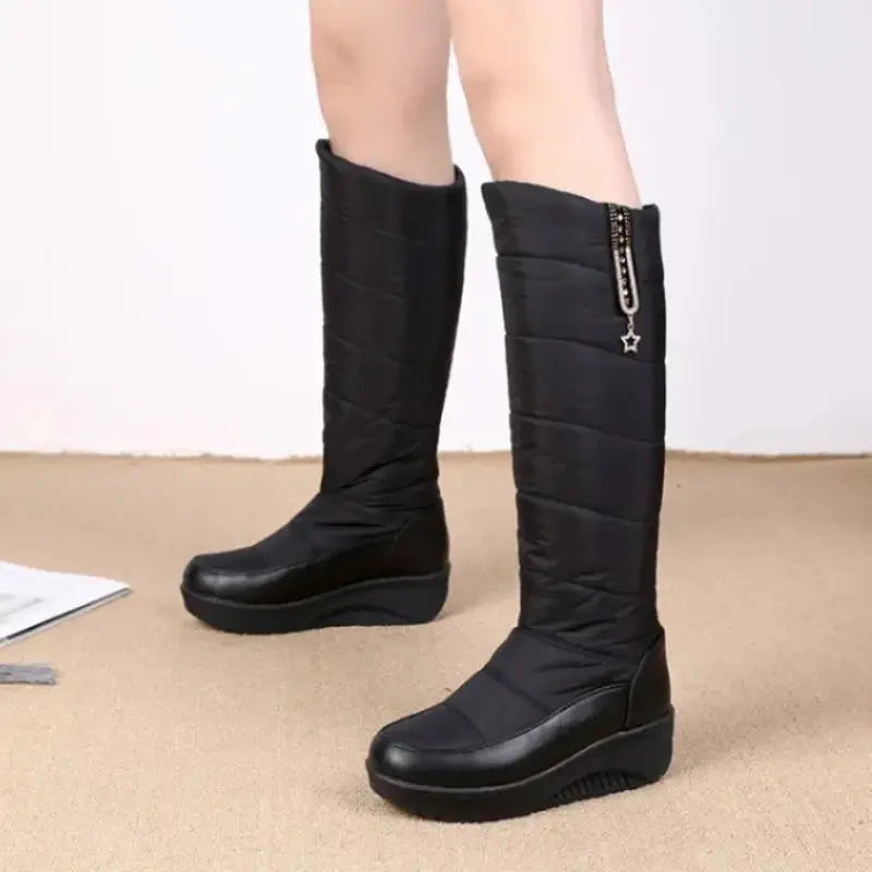 High-Top Winter Boots for Women – Warm & Stylish Comfort