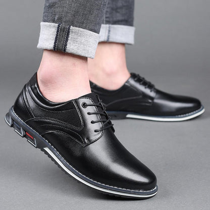Charlie | Schnürschuhe für Herren, rutschfest, zum Gehen