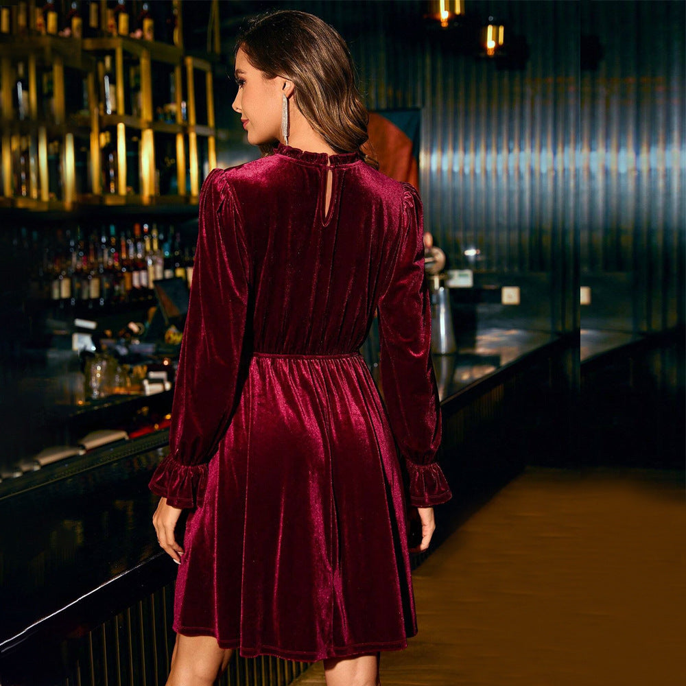 Women's Velvet Evening Dress with Puff Sleeves