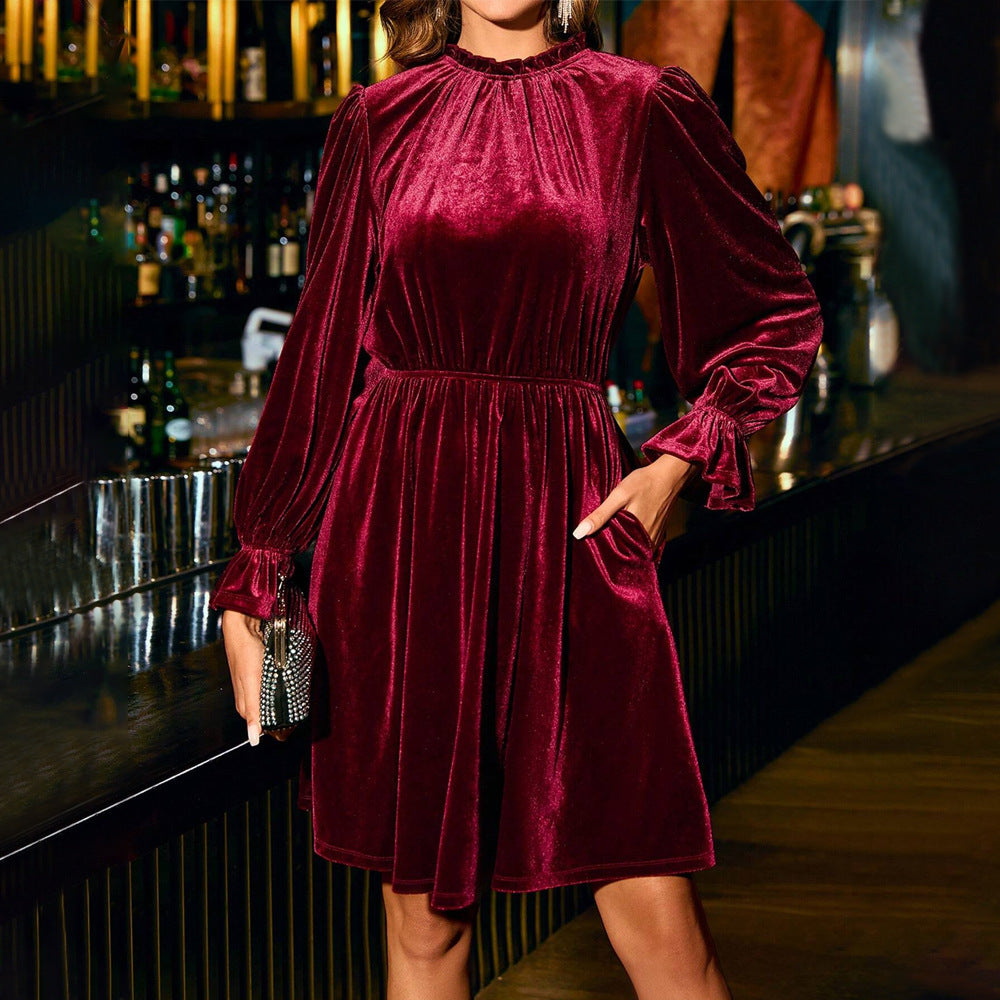 Women's Velvet Evening Dress with Puff Sleeves