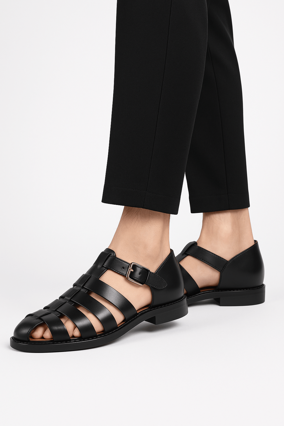 Clark | Men Closed Toe Buckle Strap Casual Sandals