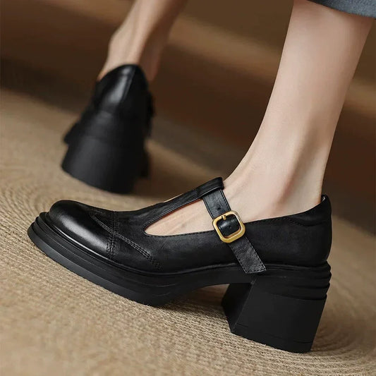 Madison | Klassische Damen T-Spangen-Schuhe aus Leder