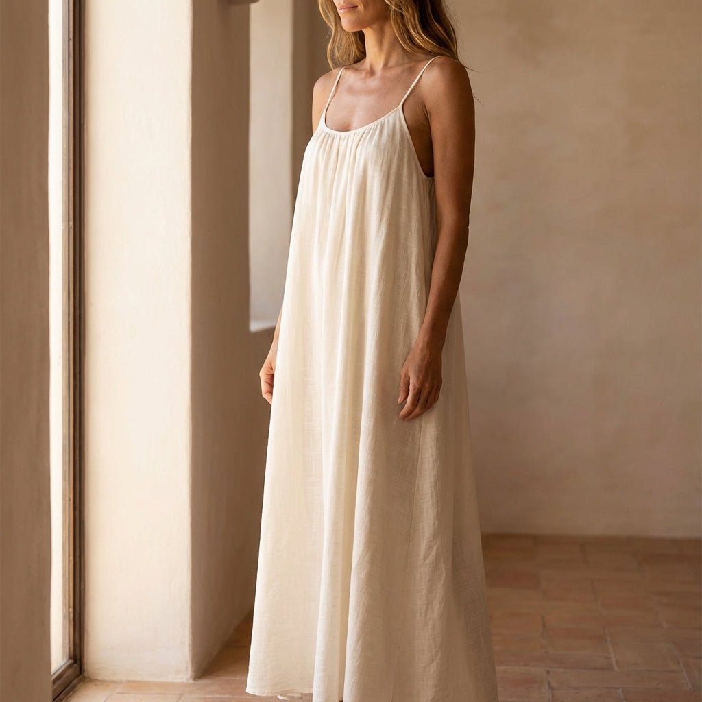 Soleia – Elegant Flowy Open-Back Summer Maxi Dress